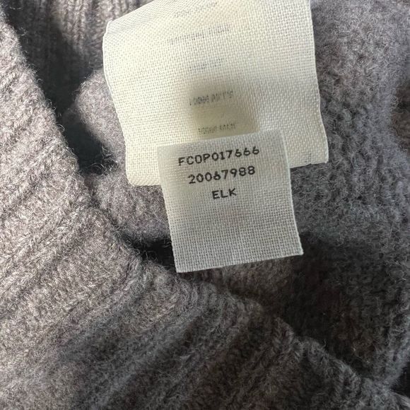 Filson 4GG Crewneck Wool Sweater Made In Scotland Small - Picture 5 of 7